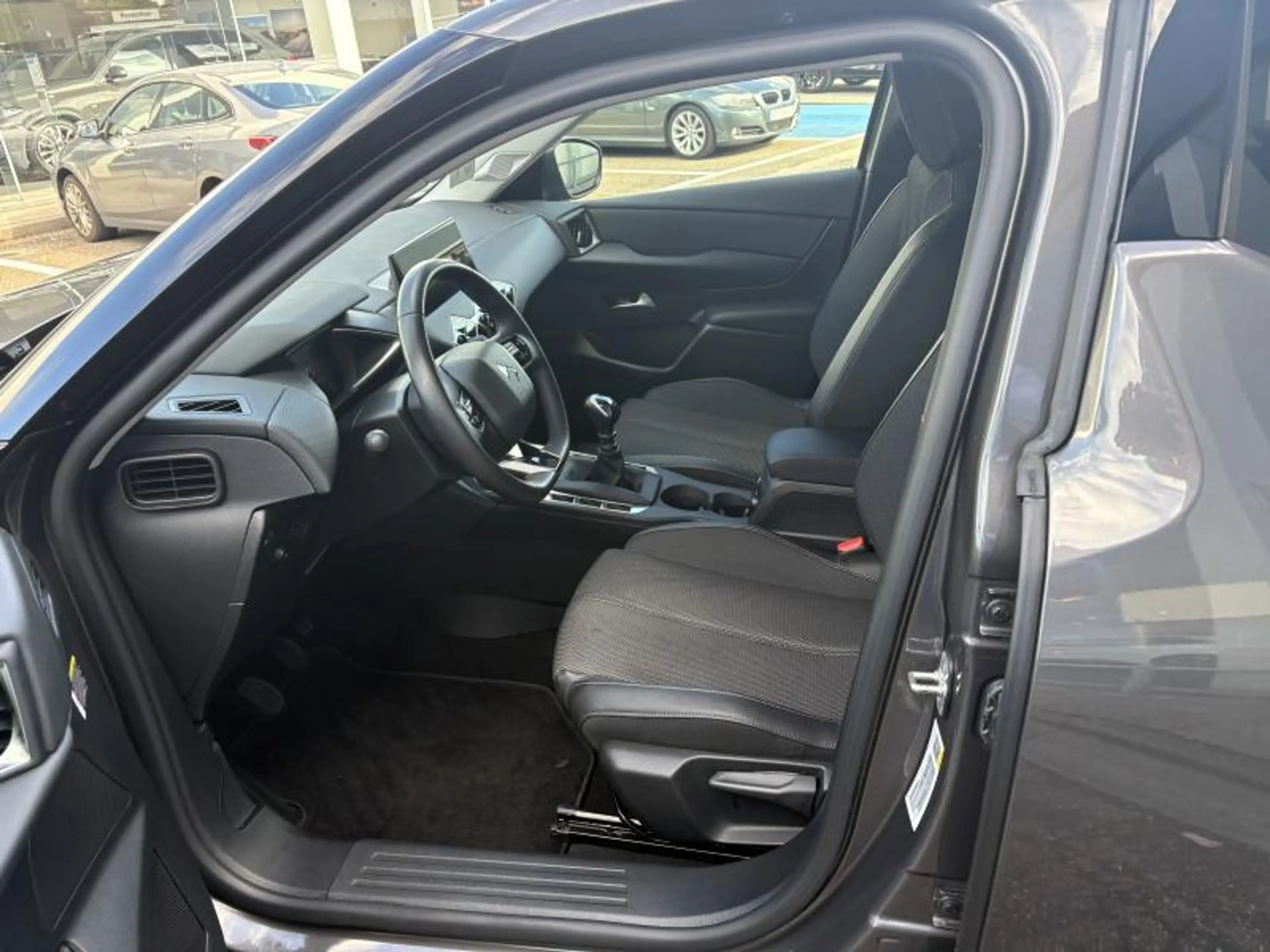 DS Automobiles DS 3 3 — photo 6