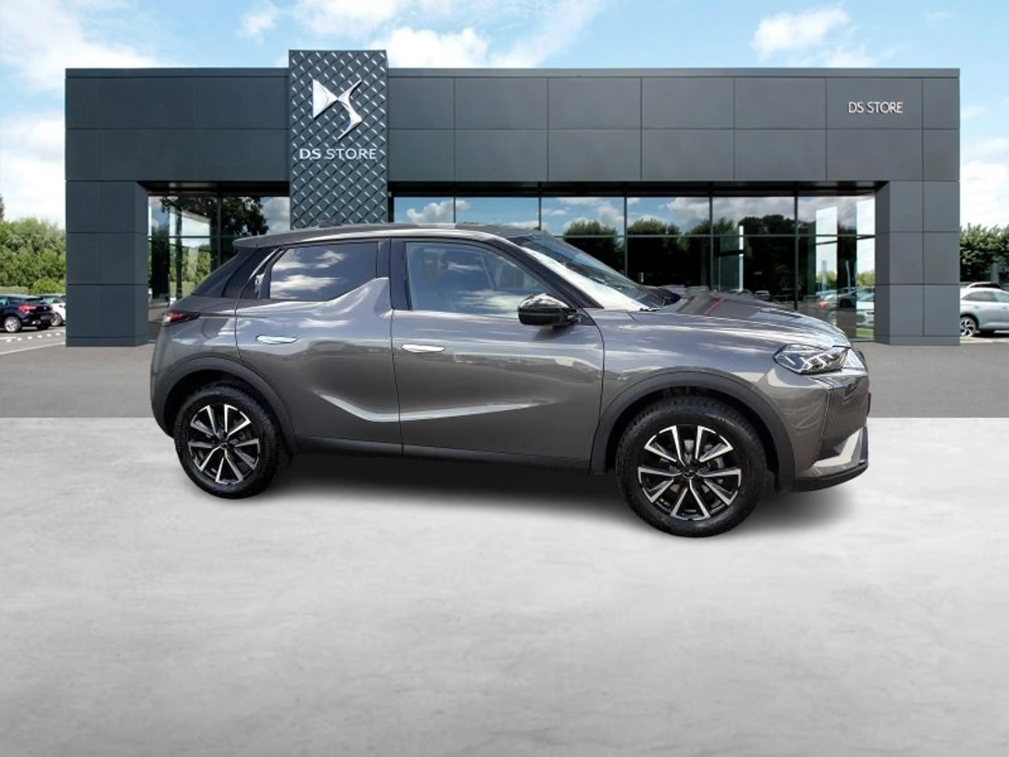 DS Automobiles DS 3 3 — photo 2