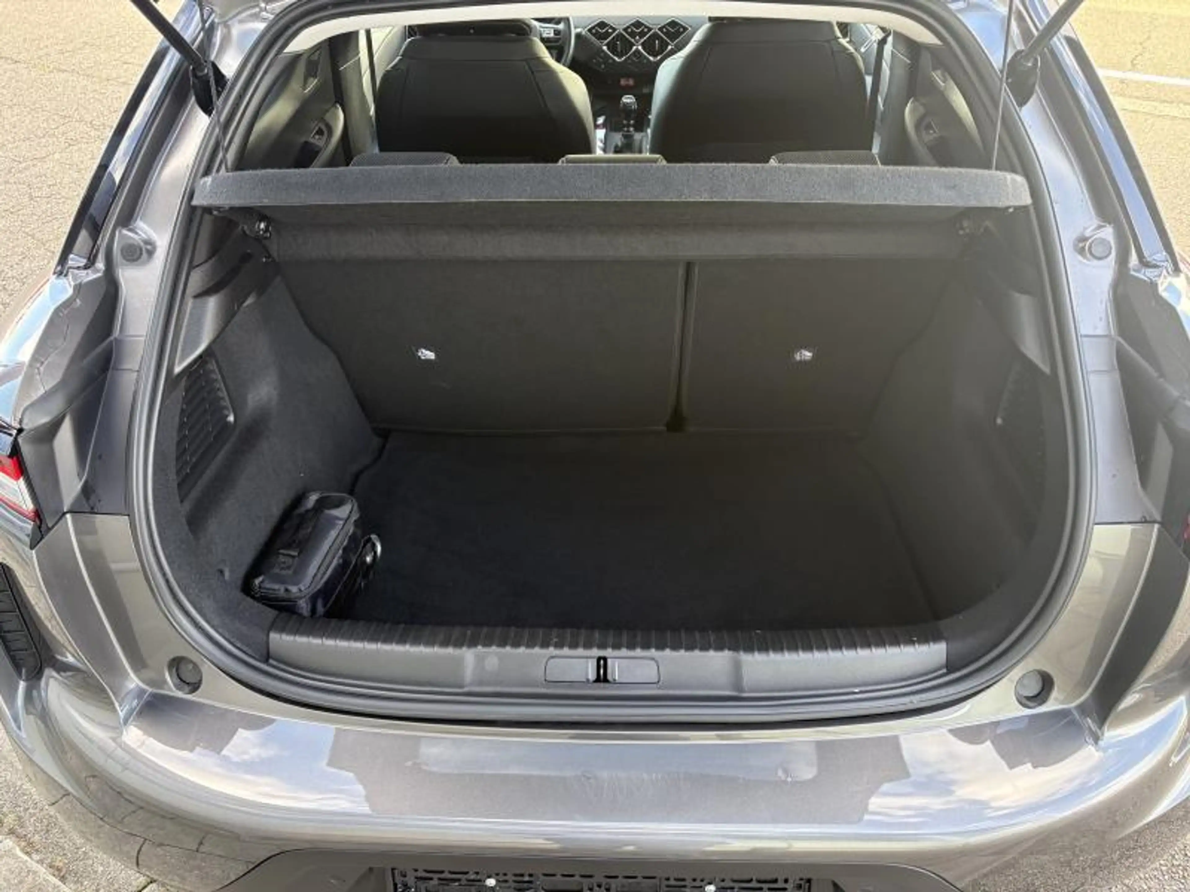 DS Automobiles DS 3 3 — photo 5