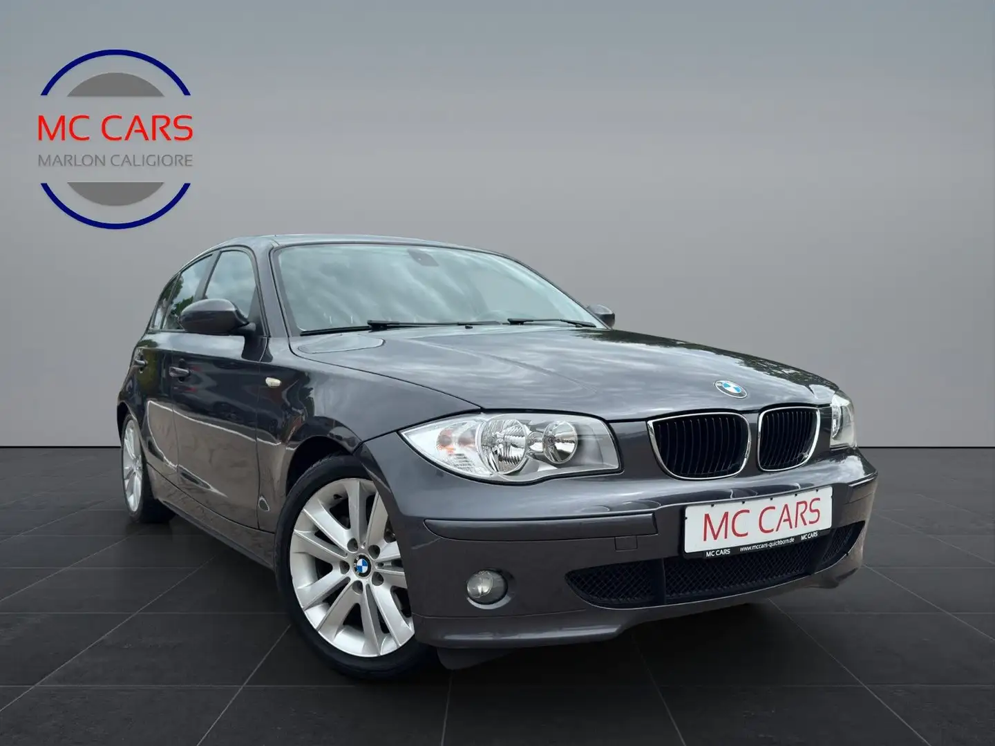 BMW 120 Baureihe 1 Lim./Leder/2.Hand/Advantage-Paket Gris - 1