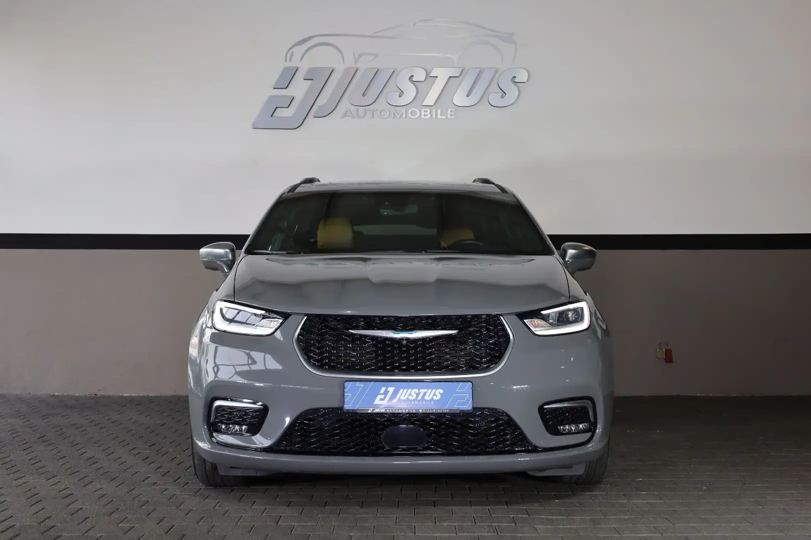 Chrysler Pacifica 3.6 Hybrid Pinnacle/360*/H&K/ACC/TTW/R18 Grau - 2