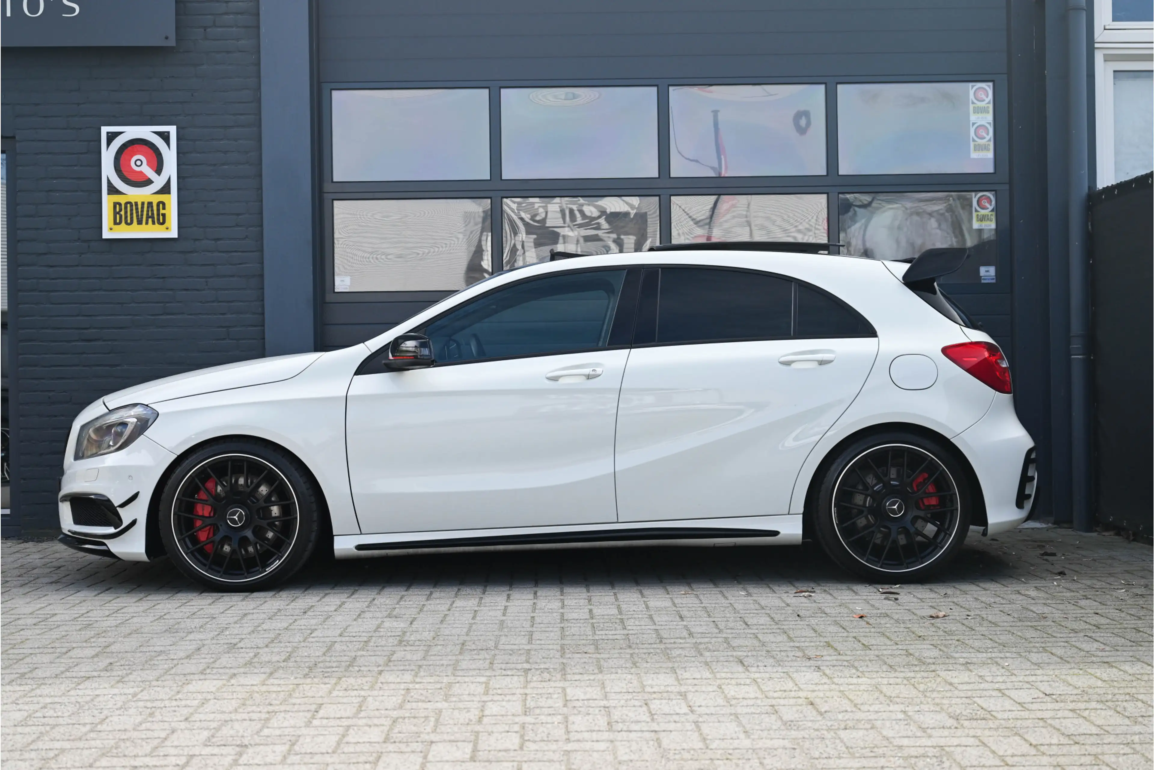 Mercedes-Benz A 45 AMG 4MATIC PANO, Elektrische stoelen — photo 5