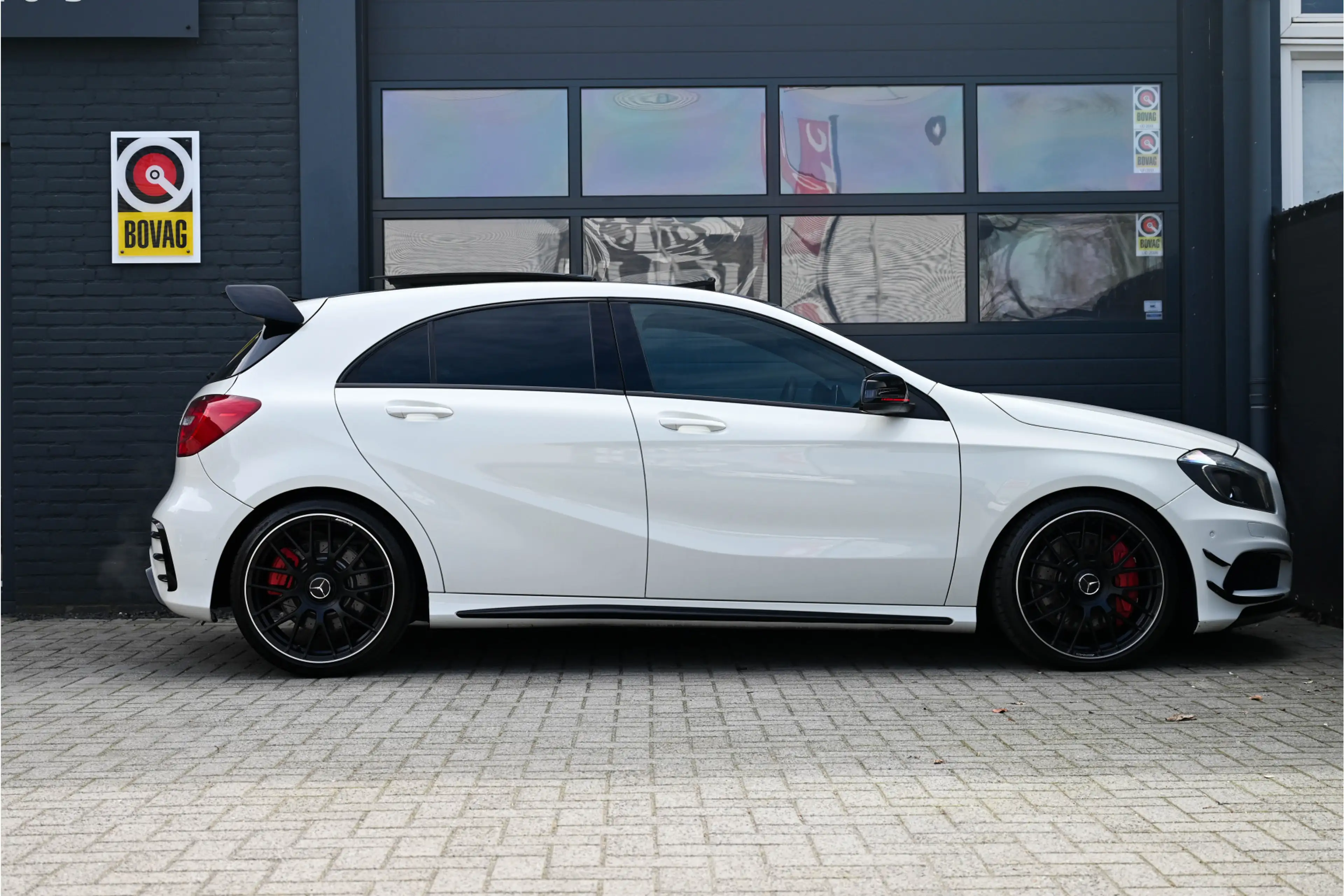 Mercedes-Benz A 45 AMG 4MATIC PANO, Elektrische stoelen — photo 4