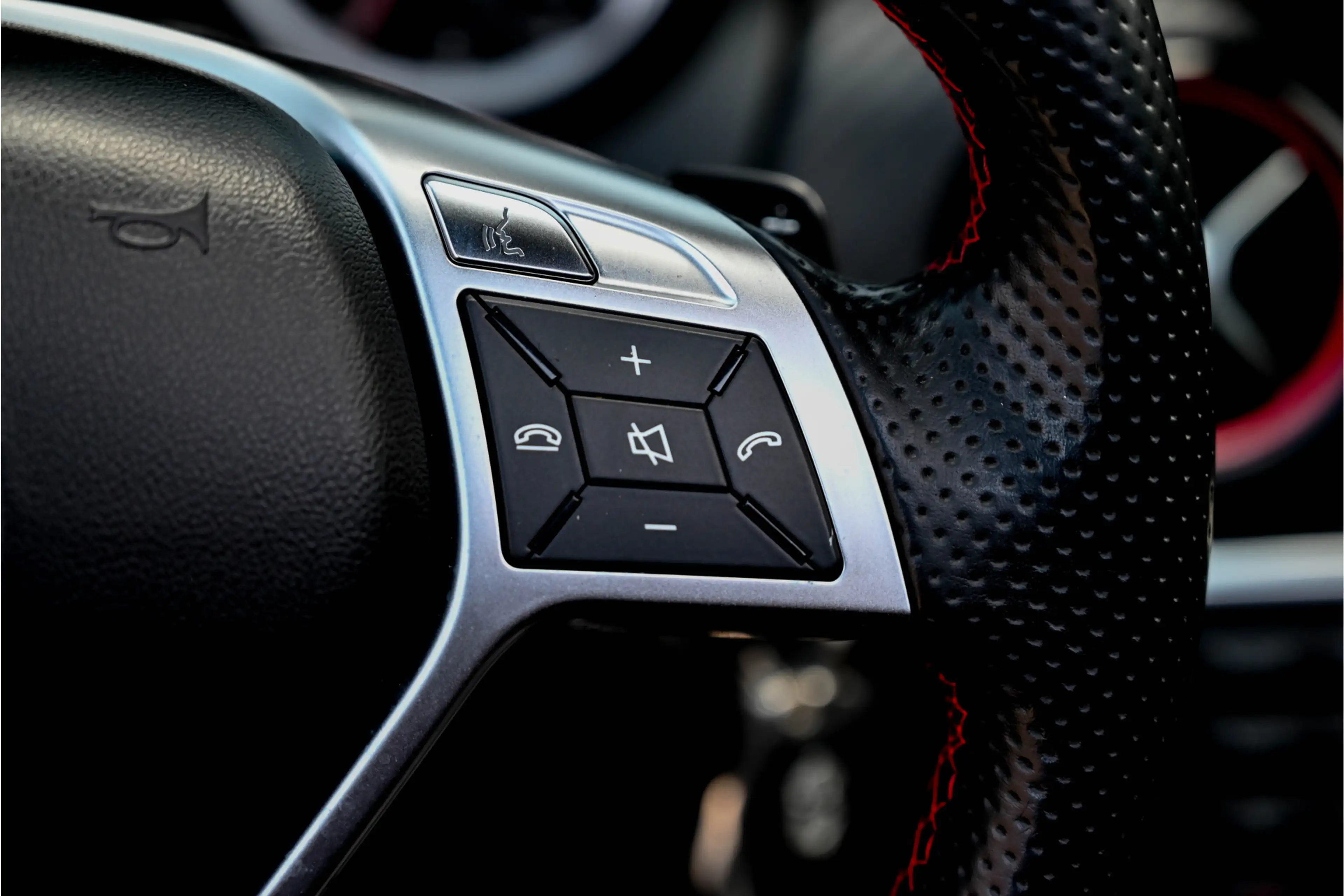 Mercedes-Benz A 45 AMG 4MATIC PANO, Elektrische stoelen — photo 14