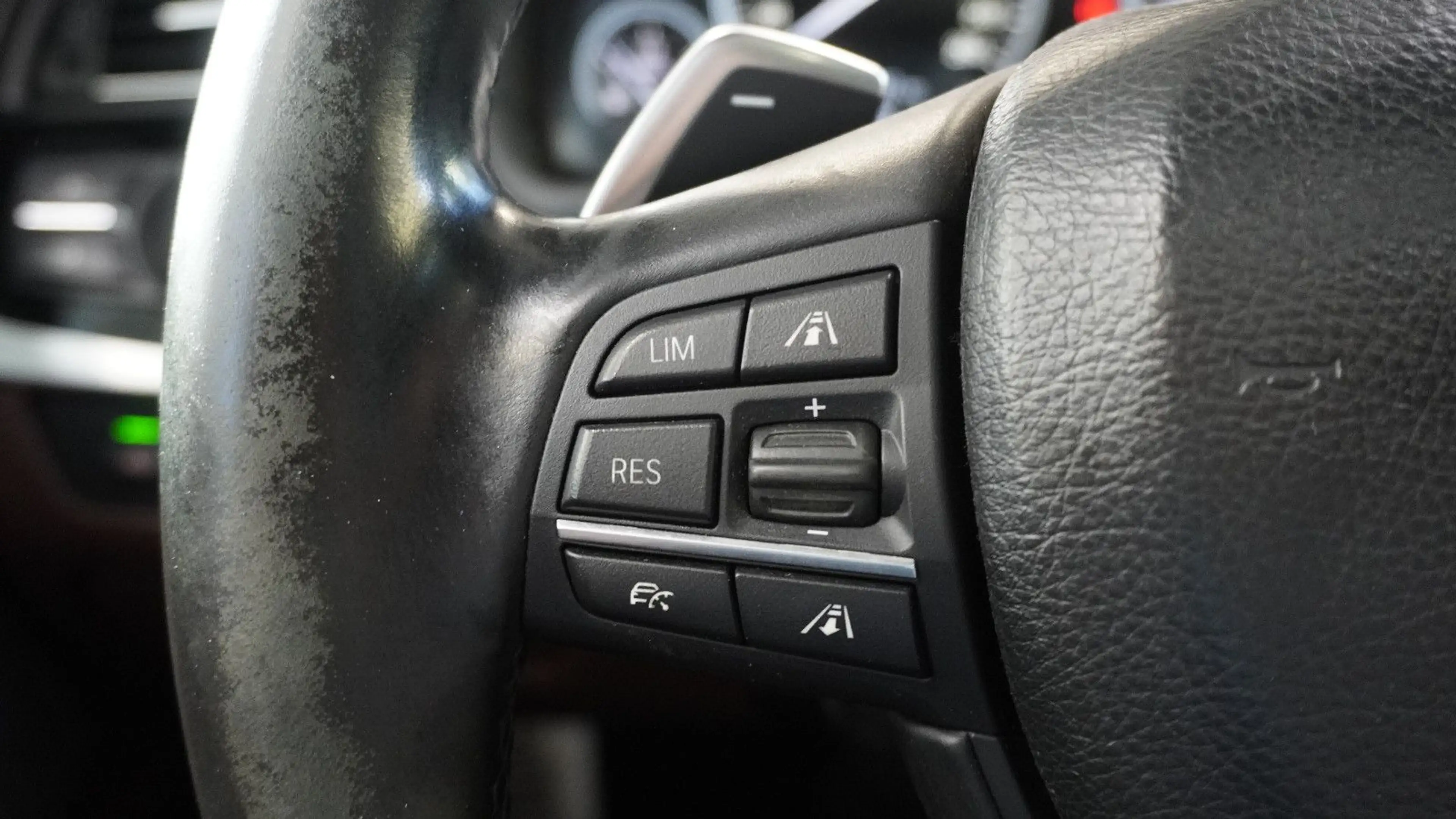BMW 535 d Touring*PANO*HEAD-UP*STHZ*B&O*ACC*KAM* — photo 12