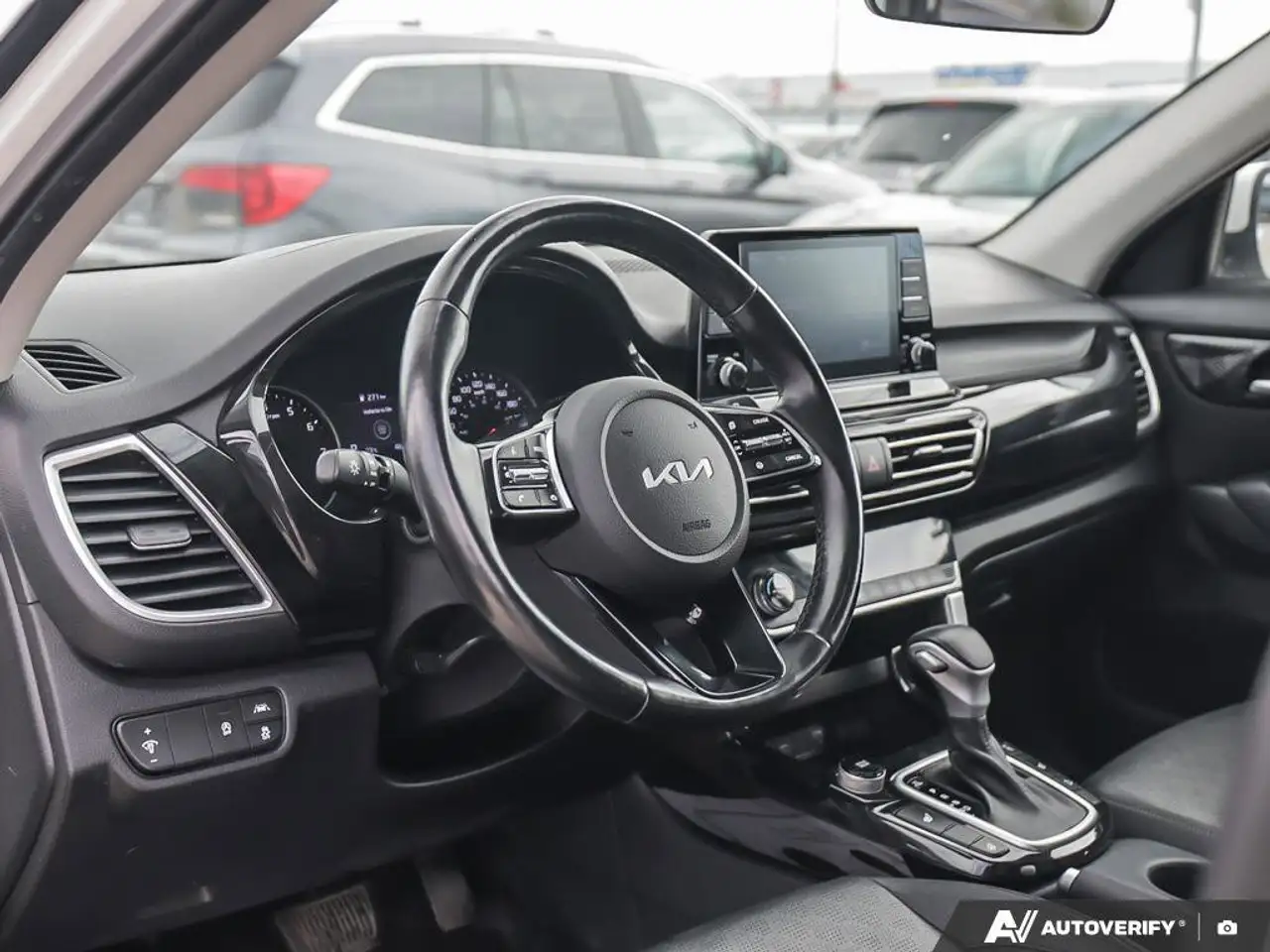 Kia Seltos fotografie Kia Seltos