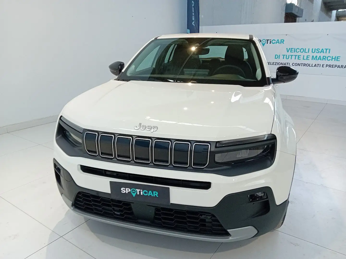 Jeep Avenger Avenger 1.2 Turbo 100 CV Altitude Blanc - 2