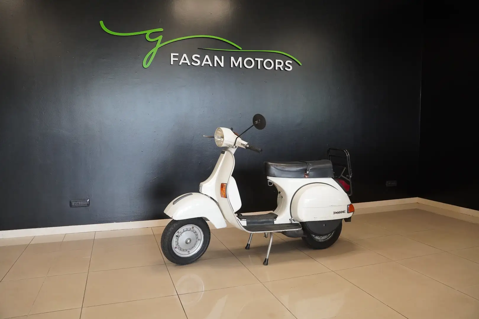 Vespa PX 125 Bianco - 1