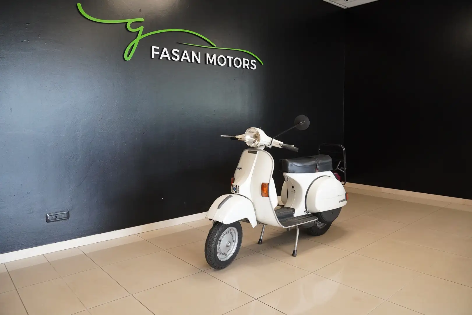 Vespa PX 125 Bianco - 2