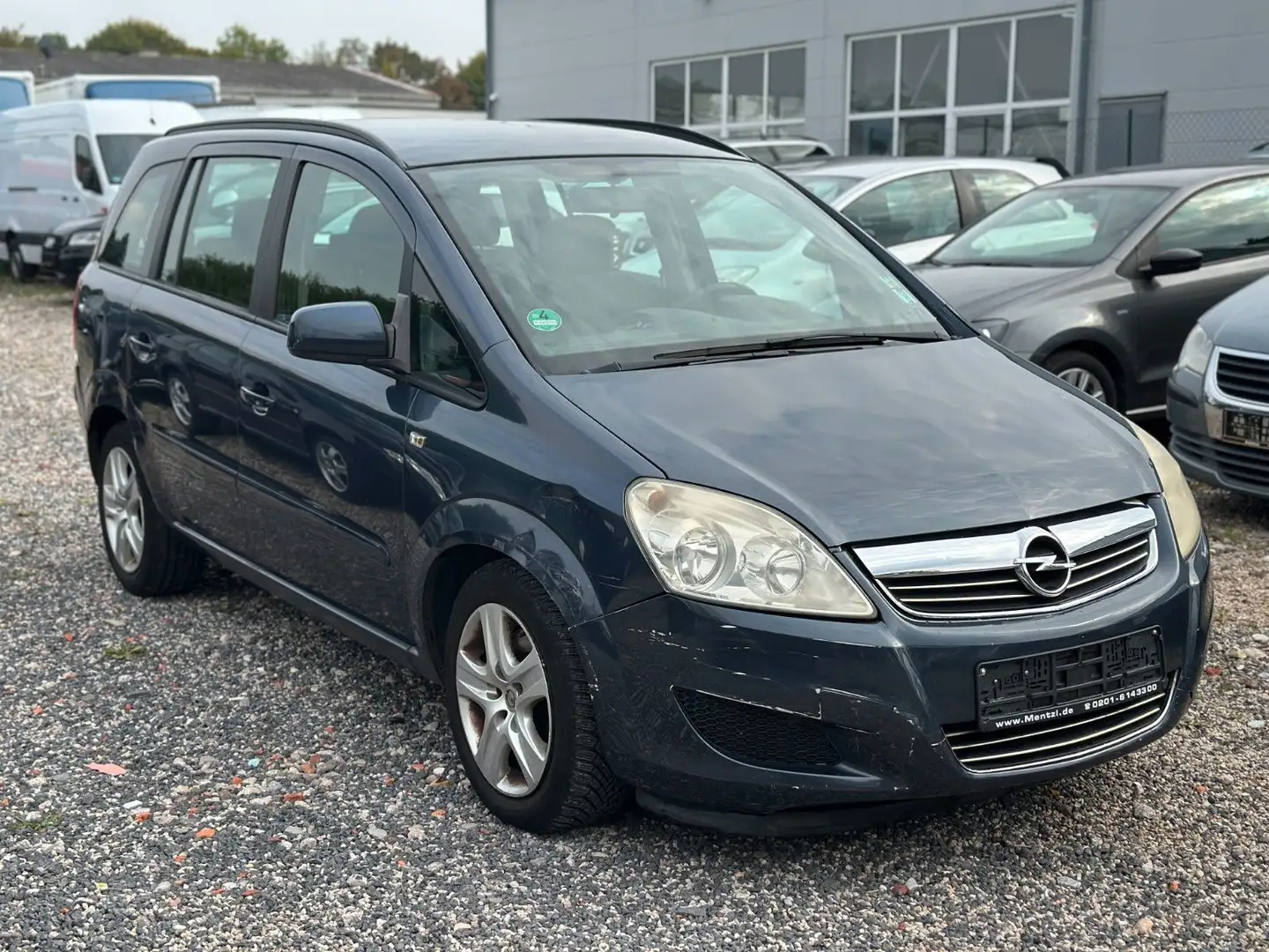 Opel Zafira 1.9 CDTI  7 SITZER/KLIMA/MOTOR OK Grau - 1