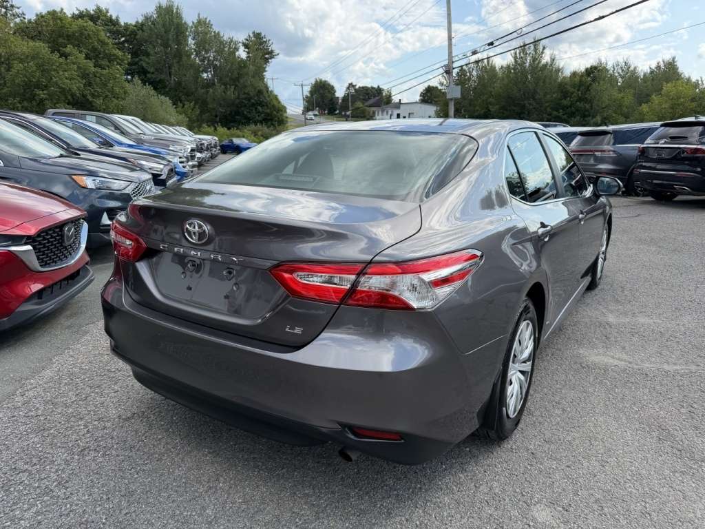 2020 Toyota Camry LE 2.5L AUTOMATIQUE — снимка 1