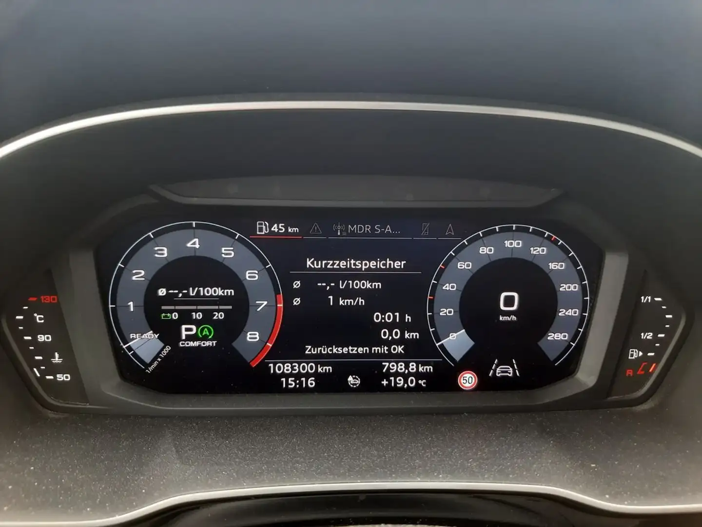 Audi Q3 Q3 45 TFSI quattro Grau - 2