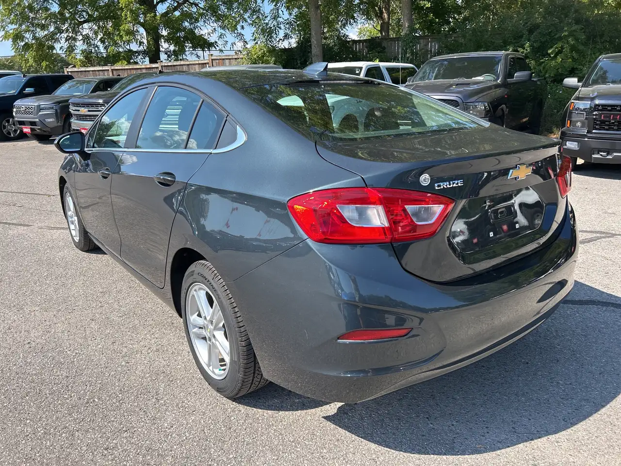 Chevrolet Cruze снимка Chevrolet Cruze