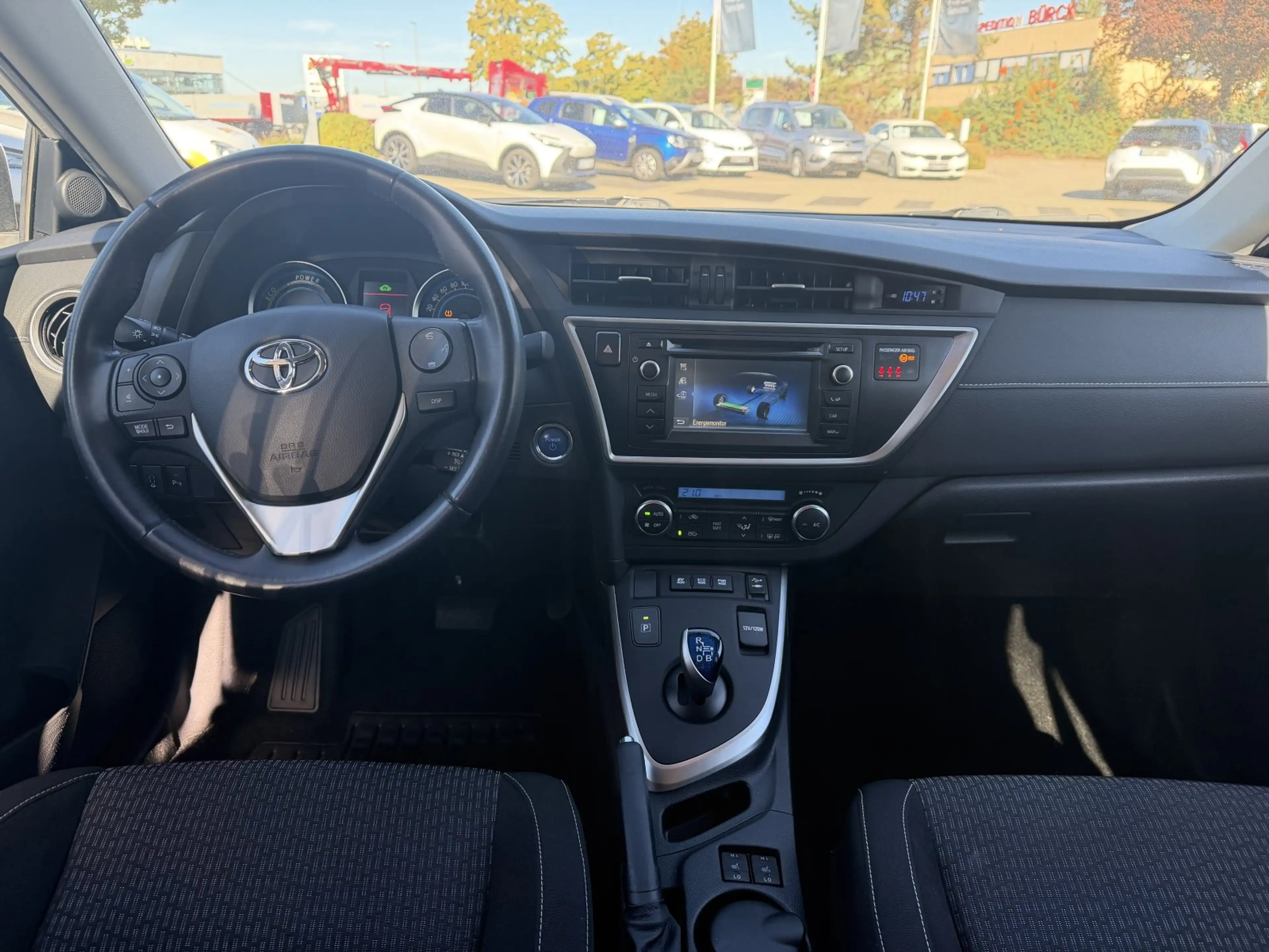 Toyota Auris Touring Sports  Hybrid Edition — photo 11