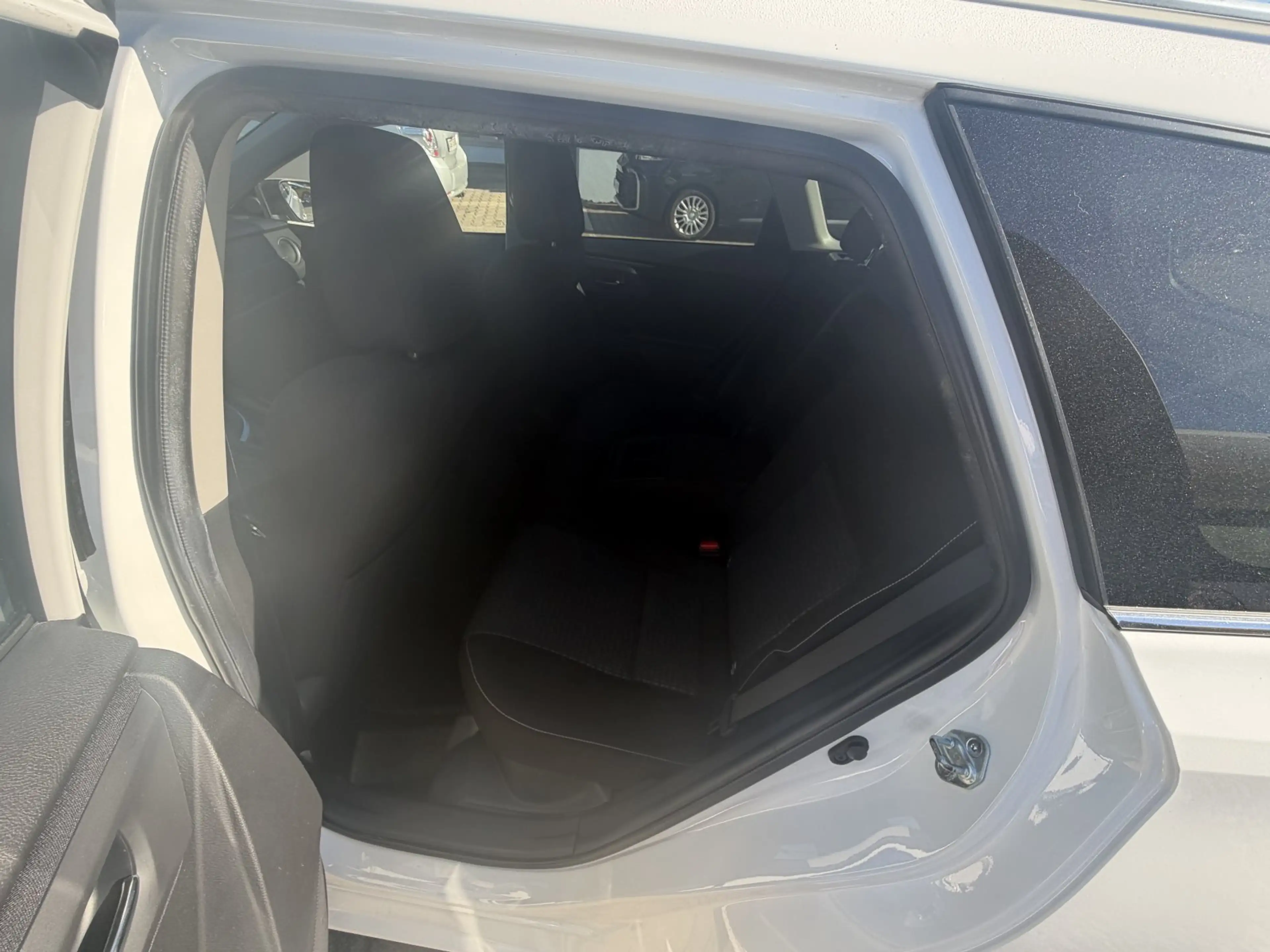 Toyota Auris Touring Sports  Hybrid Edition — photo 12