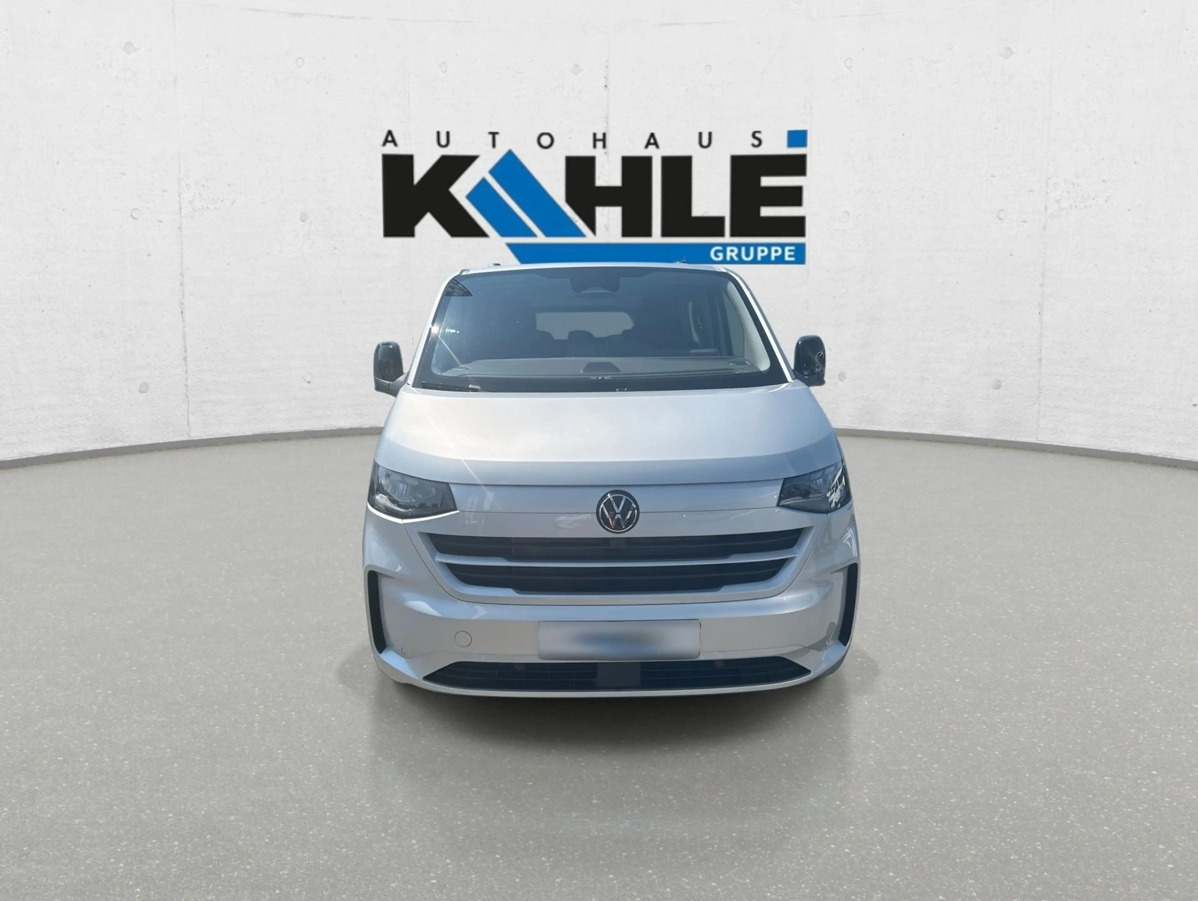 Volkswagen T7 Caravelle Life 2.0 TDI 110 kW Getriebe: 8-Gang-Automatikgetr — photo 3