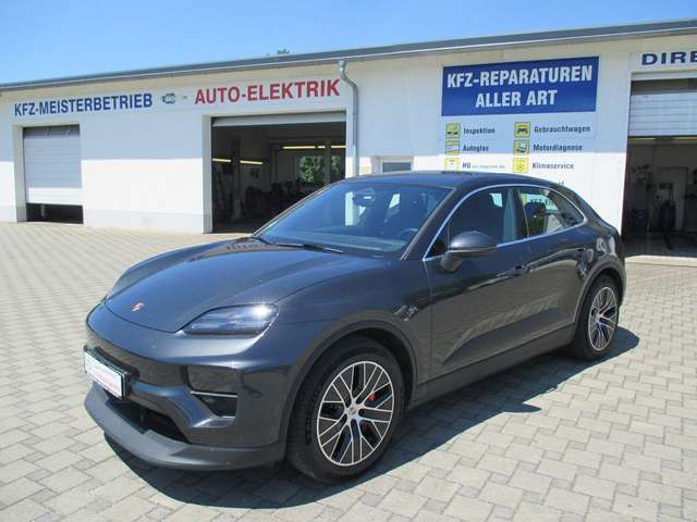 Imagine Porsche Macan Electric 4 S, AHK, Lederpaket