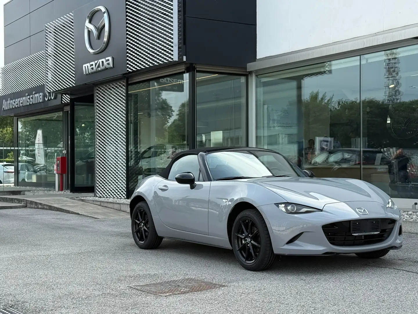 Mazda MX-5 MX-5 IV 2015 Soft Top 1.5 Prime-Line Grigio - 1