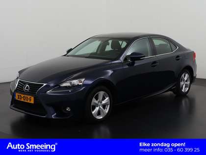 Lexus IS 300 300h | Trekhaak | Camera | Zondag Open!