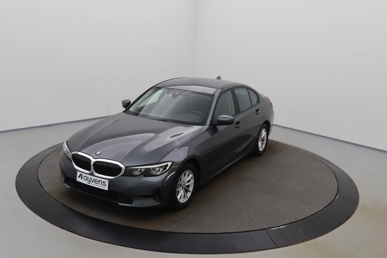 BMW 320 320dA MHEV Business LEDER/CUIR LED GPS PDC Carpl Grau - 1