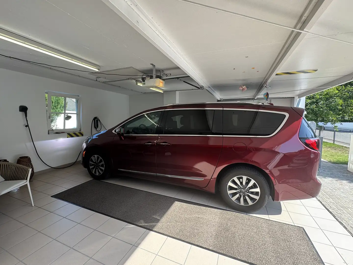 Chrysler Pacifica Limited Rot - 2