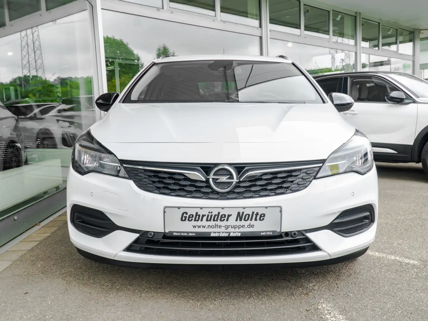 Opel Astra Sports Tourer 1.2 Design & Tech SHZ LED Alb - 2