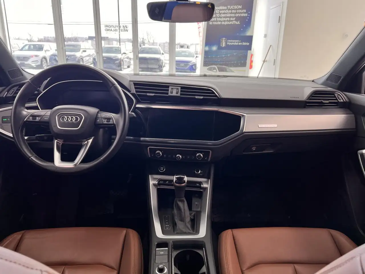 Audi Q3 снимка Audi Q3