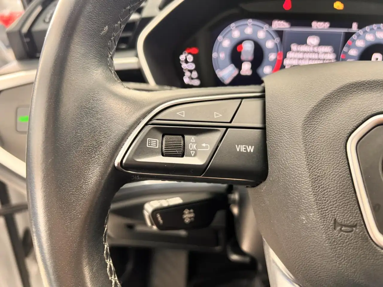 Audi Q3 снимка Audi Q3