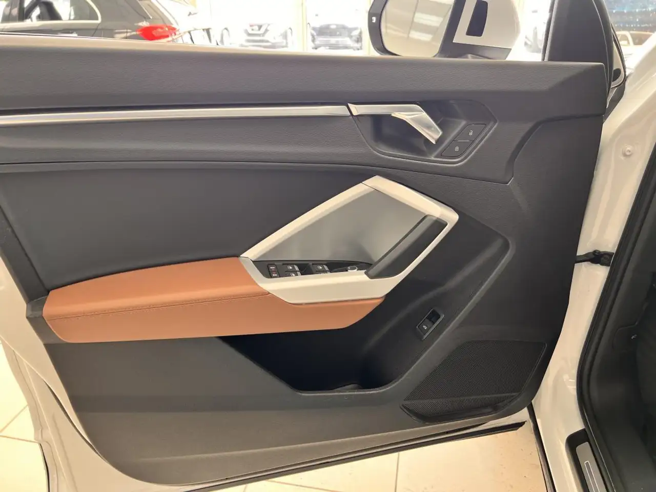 Audi Q3 снимка Audi Q3