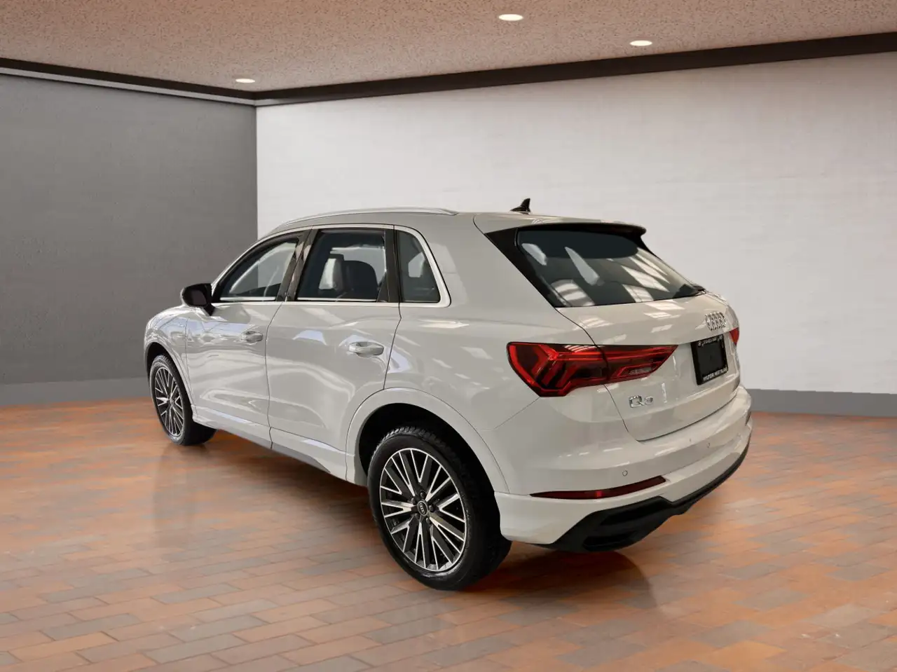Audi Q3 снимка Audi Q3