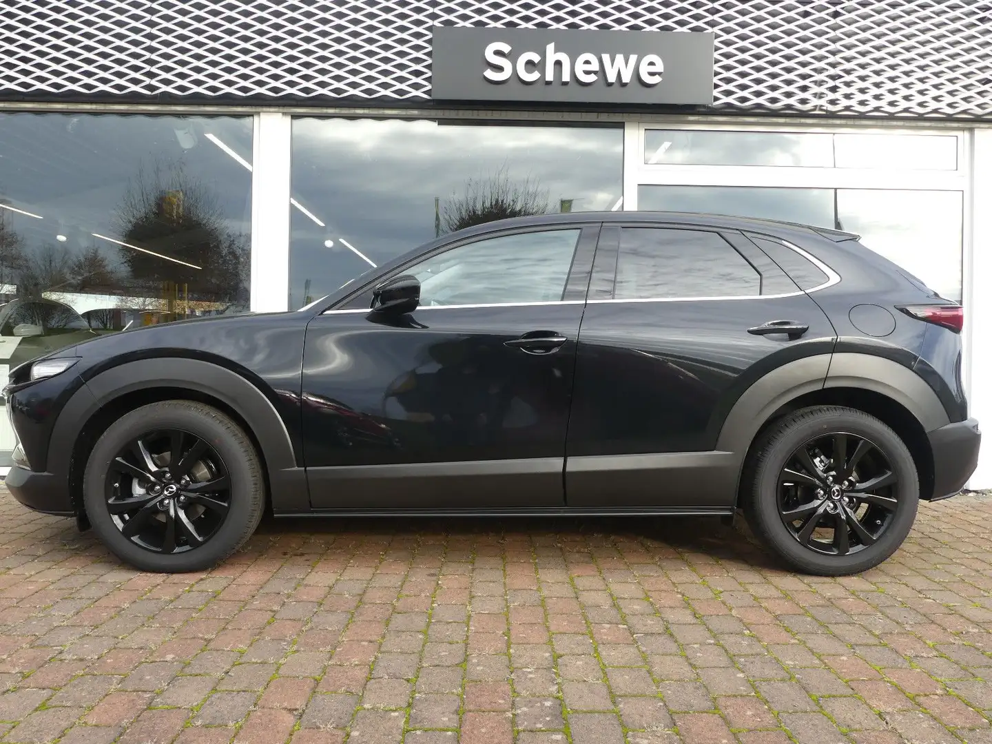 Mazda CX-30 2025 e-SKYACTIV X Sondermodell NAGISA Fekete - 2
