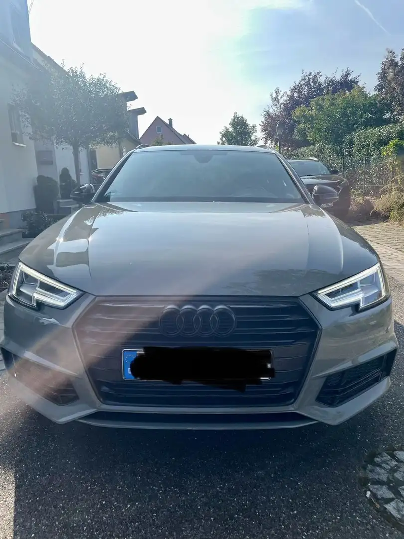 Audi A4 Avant 2.0 TFSI sport ultra+AHK+Navi+S-Line Bl Gris - 1