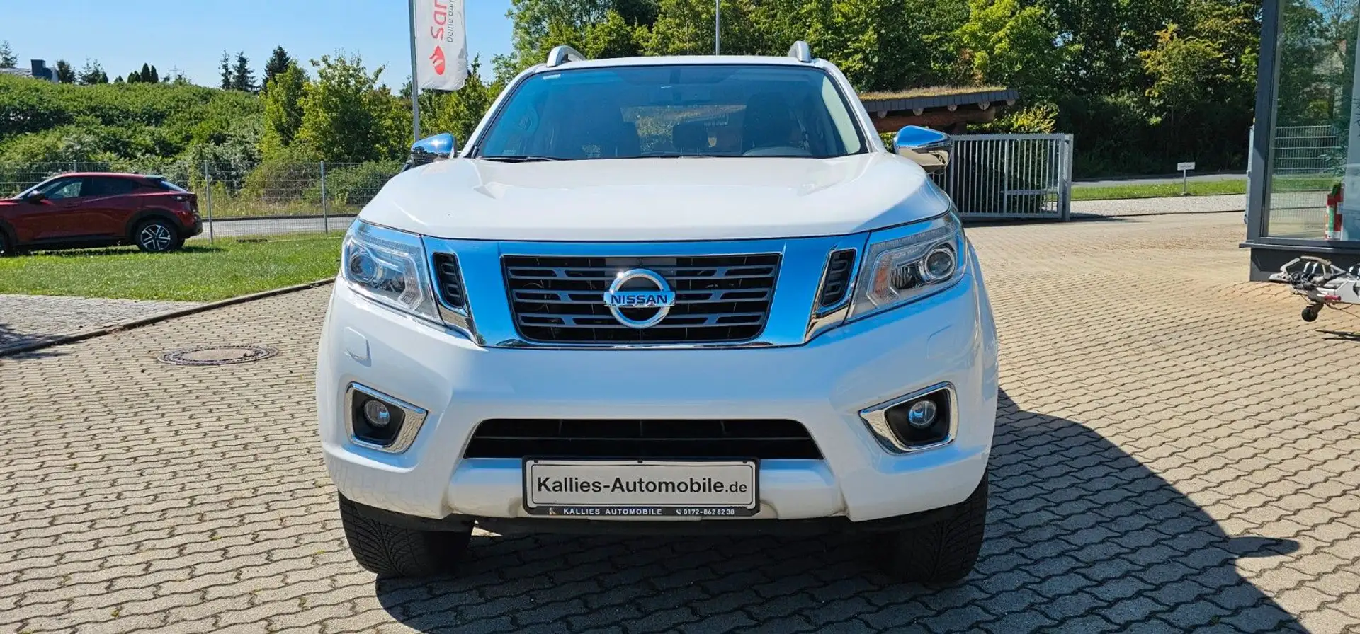 Nissan Navara NP300 Tekna Double Cab 4x4 Blanc - 2