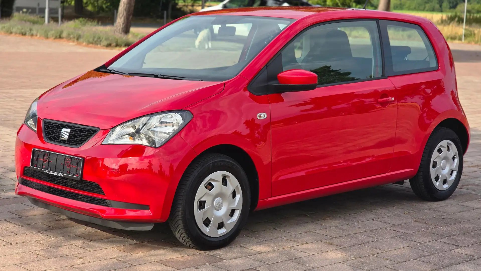 SEAT Mii Style 75PS 1HAND KLIMA EFH TEMPOMAT EURO6 PDC Rouge - 1