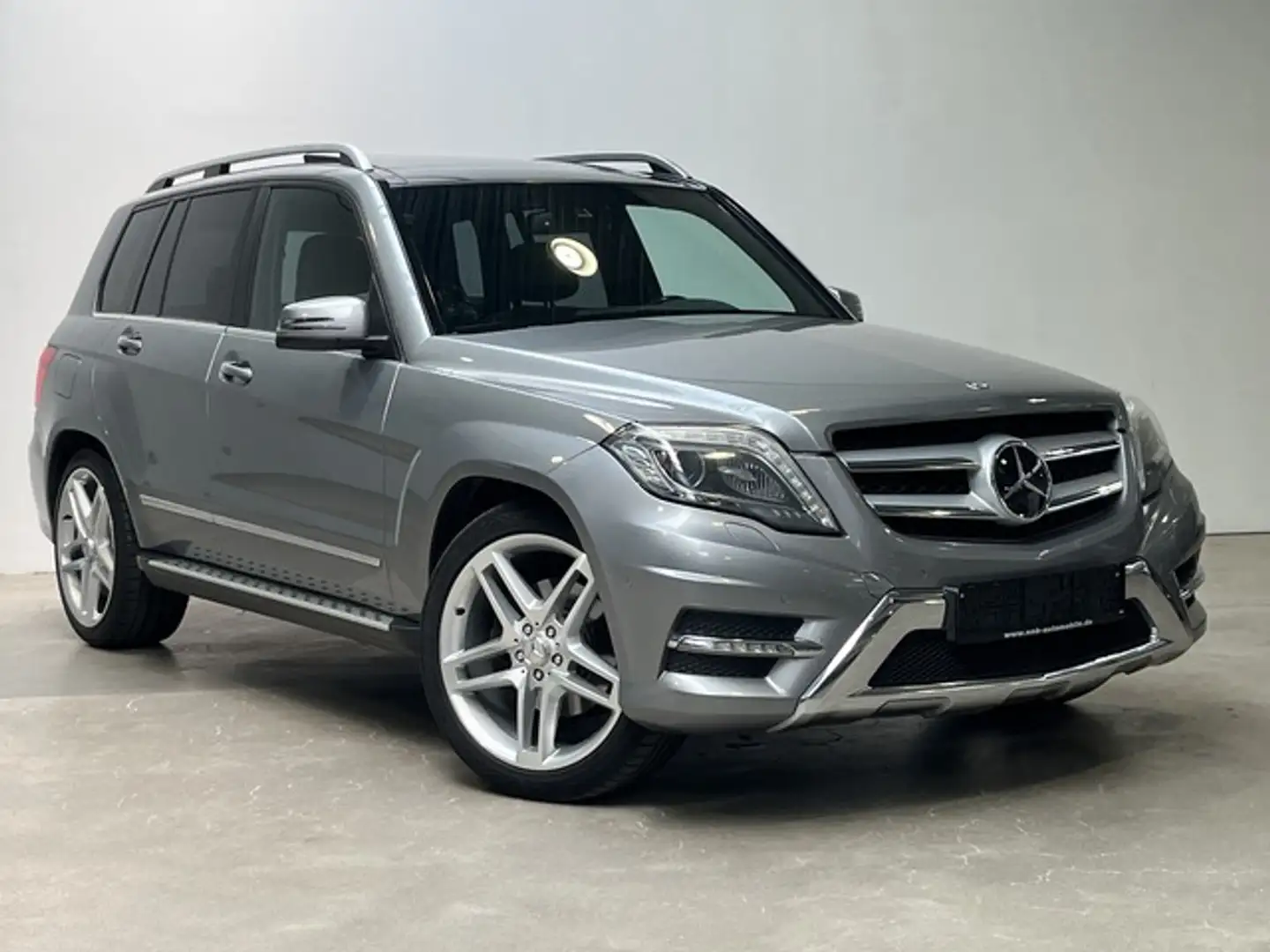 Mercedes-Benz GLK 250 AMG Panorama Kamera LED Gümüş rengi - 2