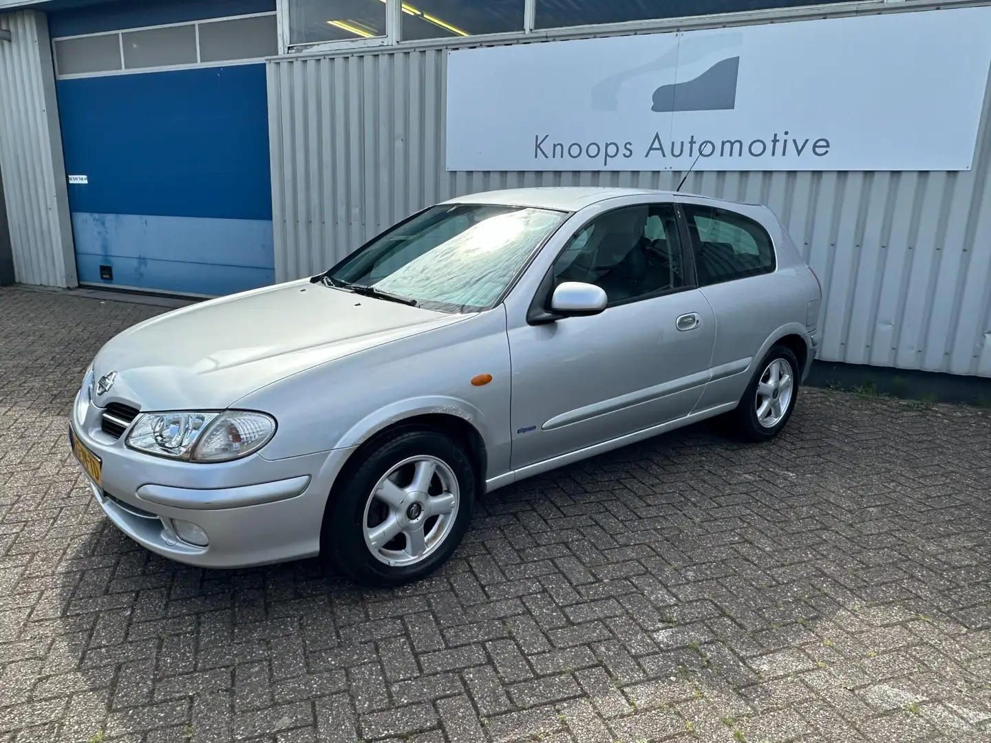 Nissan Almera 1.8 Luxury Airco, Apk 09/25 Gris - 2