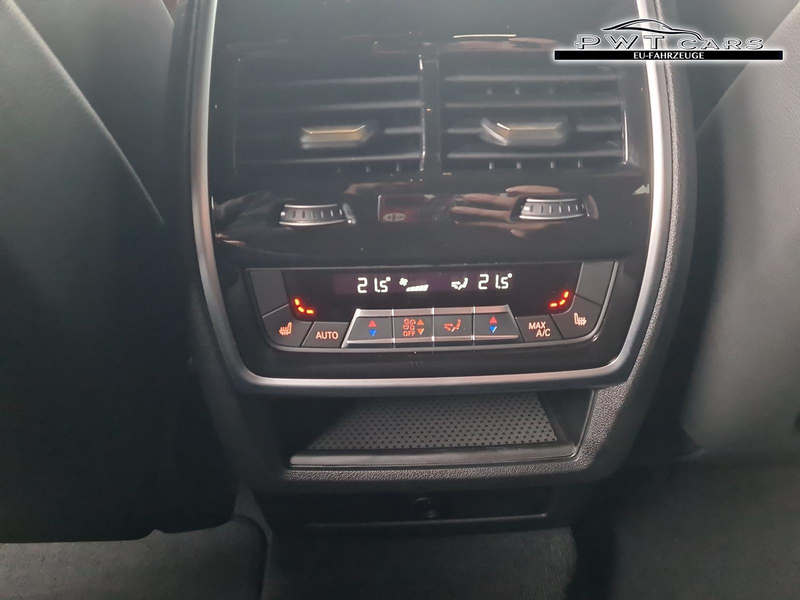 BMW X6 M60 i xDrive M60i DrivAssPro+Innovation+Wärme+P... — photo 11