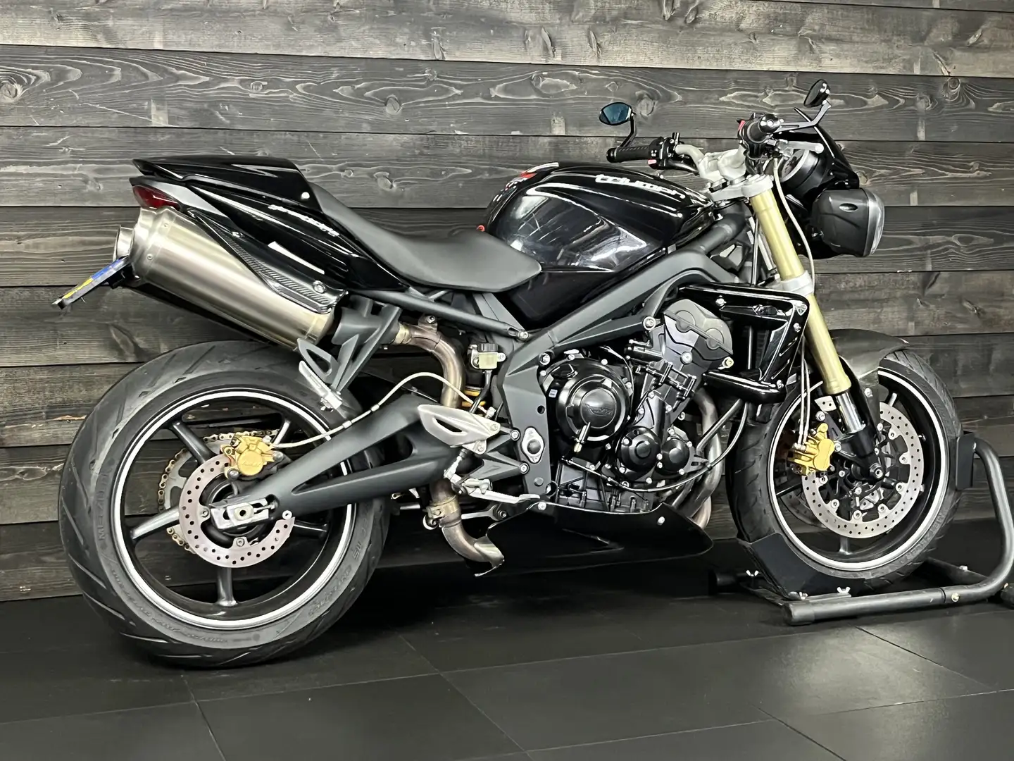 Triumph STREET TRIPLE Zwart - 2