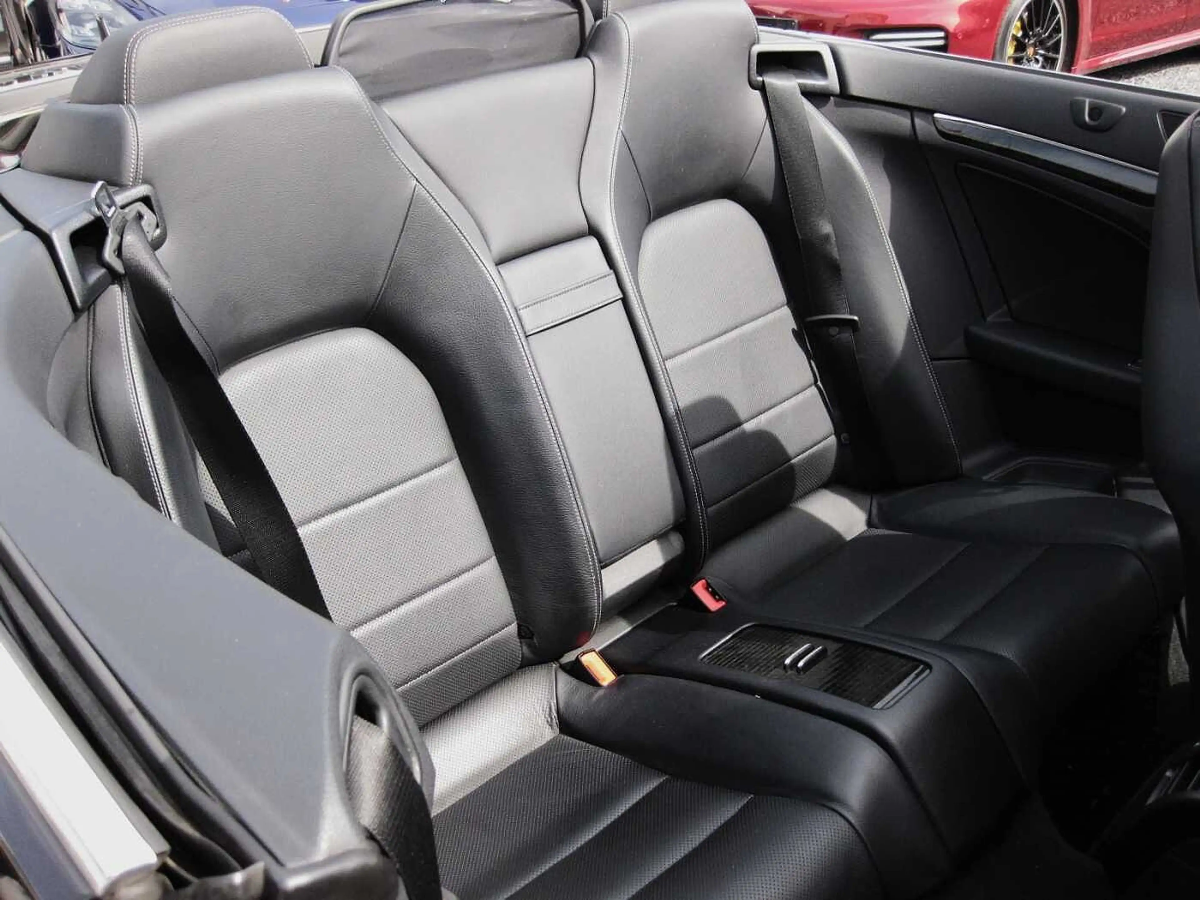 Mercedes-Benz E 350 CDI DPF Cabrio BE 7G Avantgarde Top Ausst. — photo 10