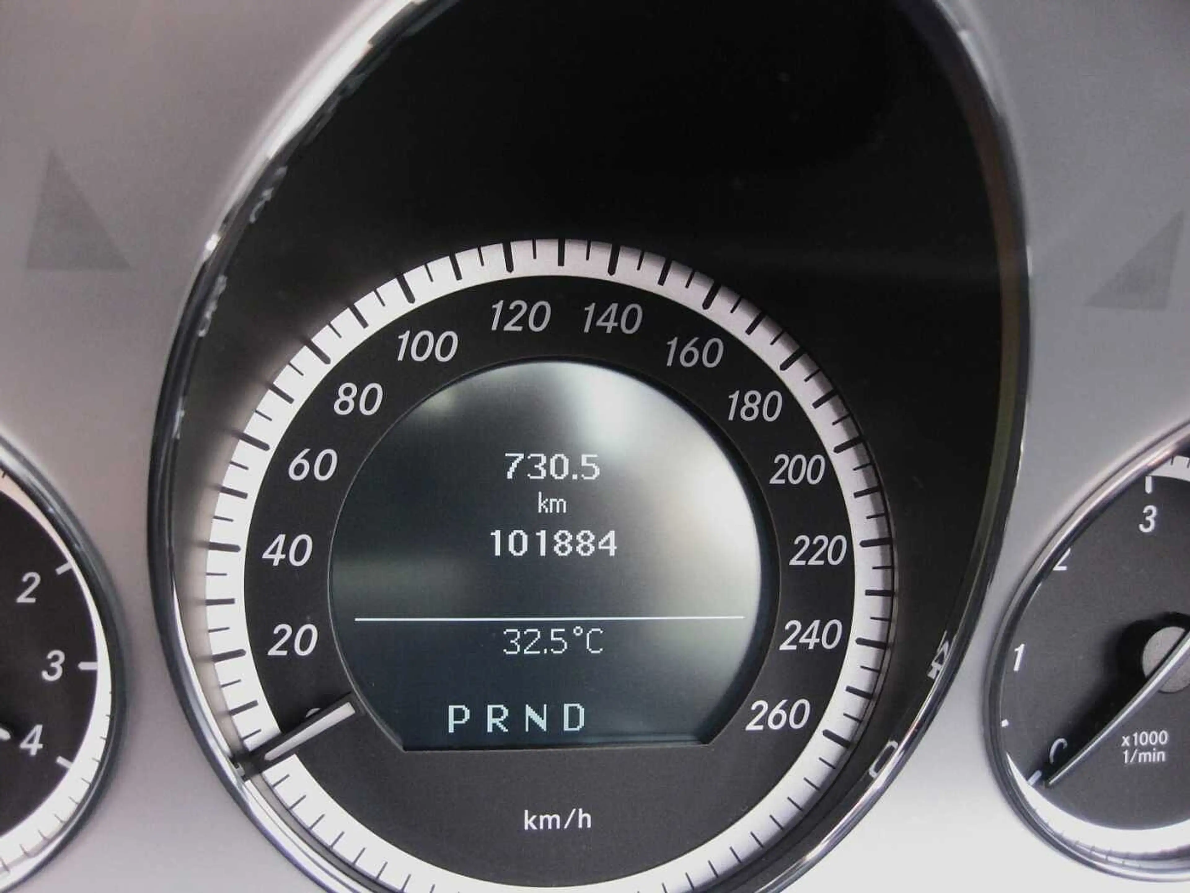 Mercedes-Benz E 350 CDI DPF Cabrio BE 7G Avantgarde Top Ausst. — photo 2