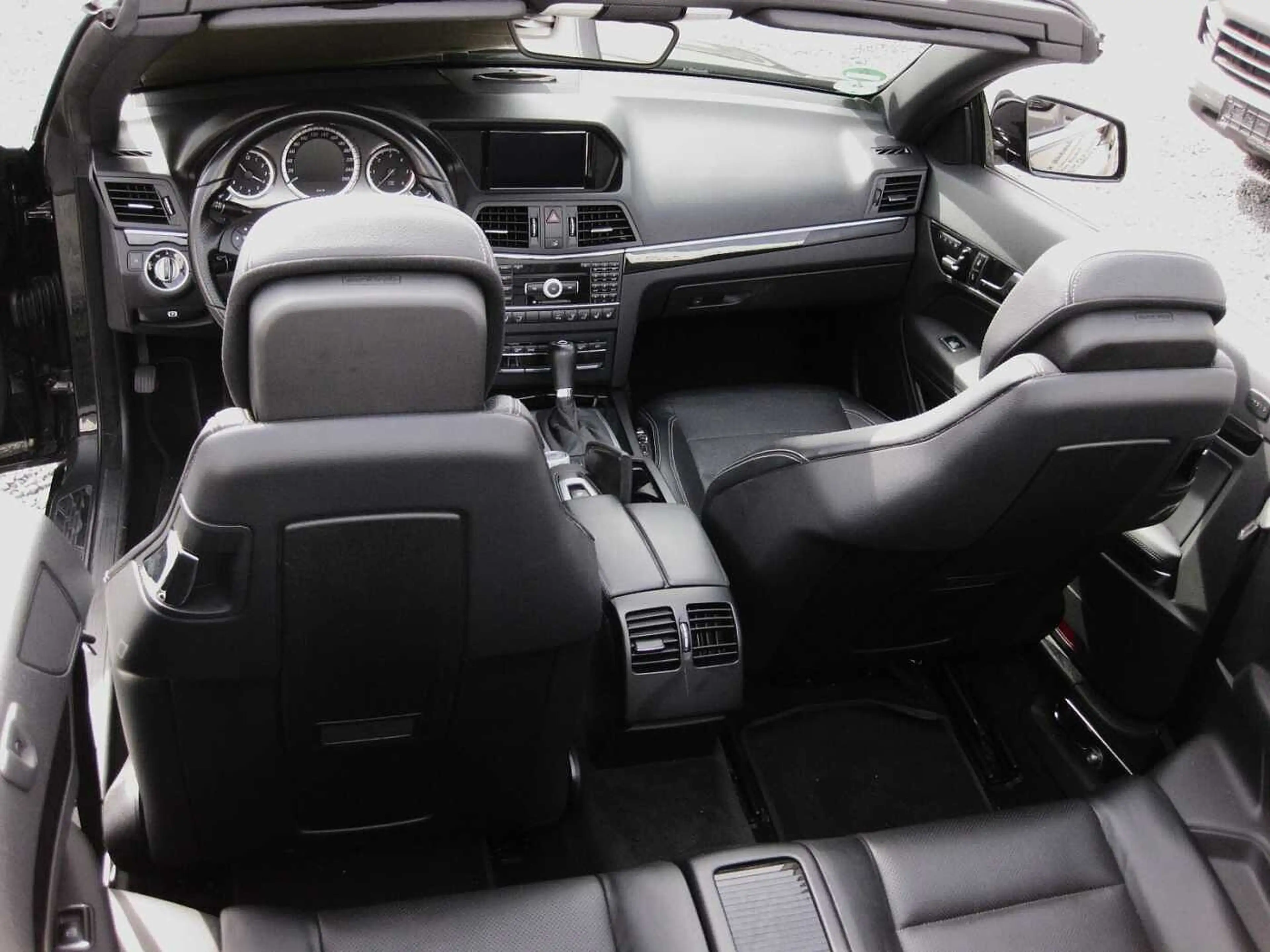 Mercedes-Benz E 350 CDI DPF Cabrio BE 7G Avantgarde Top Ausst. — photo 8