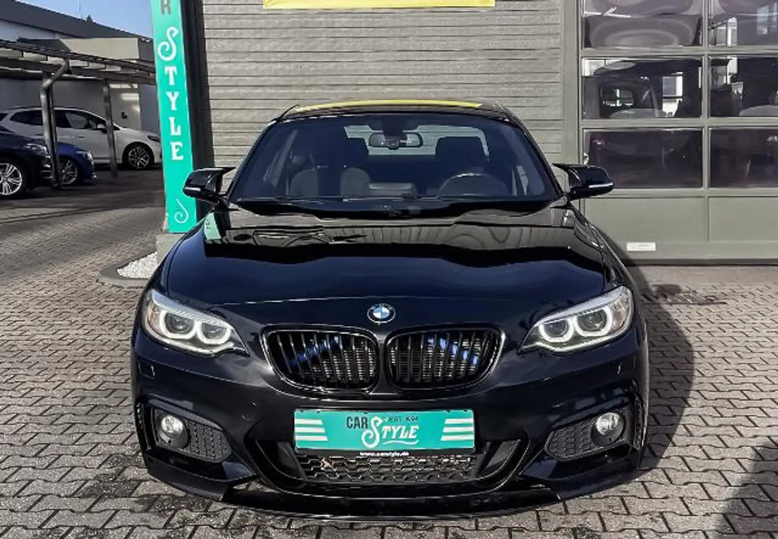 BMW 218 d M Sport Paket NAVI LED ALCANTARA Schwarz - 2