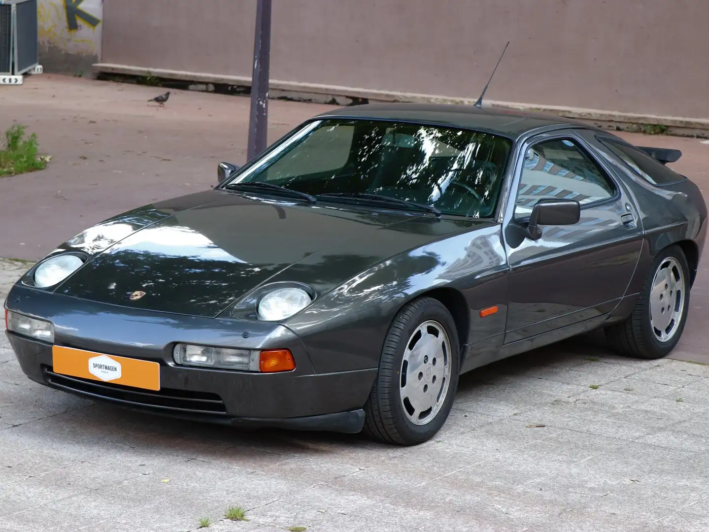 Porsche 928 928 5.0 S4 A Gris - 1