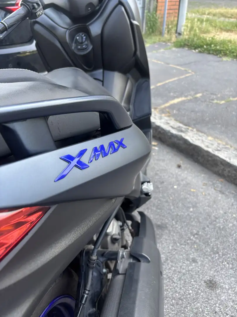 Yamaha X-Max 300 abs - 1