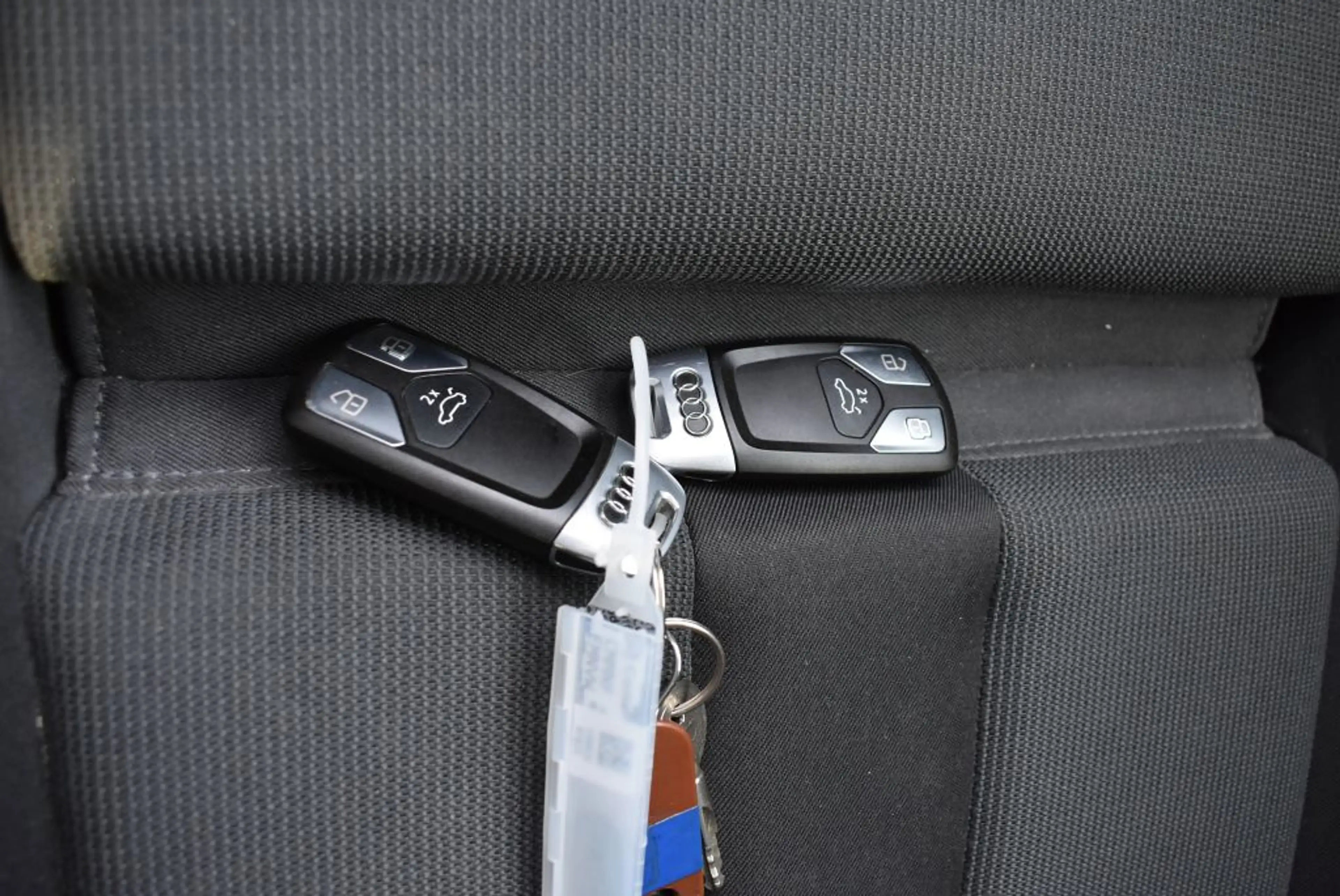 Audi A4 Avant 35 TDI Mild Hybrid S tronic advanced LED-Sch — photo 13