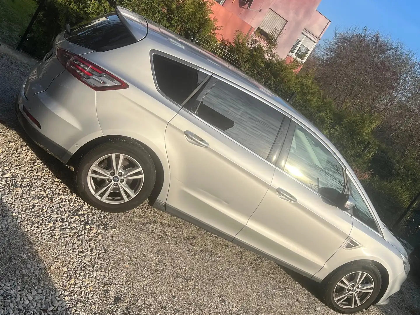 Ford S-Max S-Max 2.0 TDCi Aut. Allrad Titanium Srebrny - 1