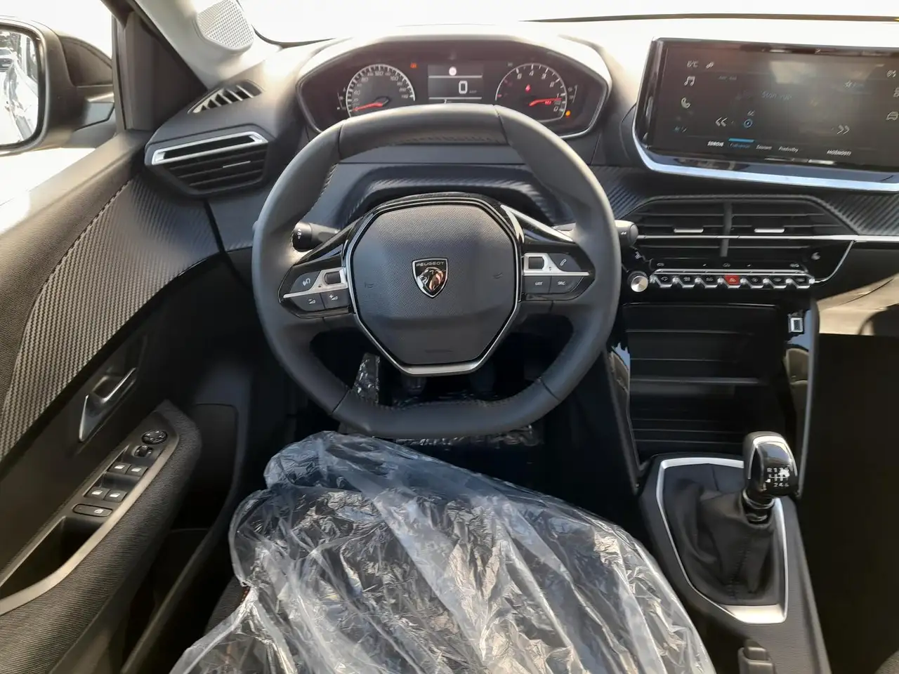 Peugeot 208 1.2 Style NAVI/APP~SHZ~LED~PDC~DAB~GRA~MFL 18