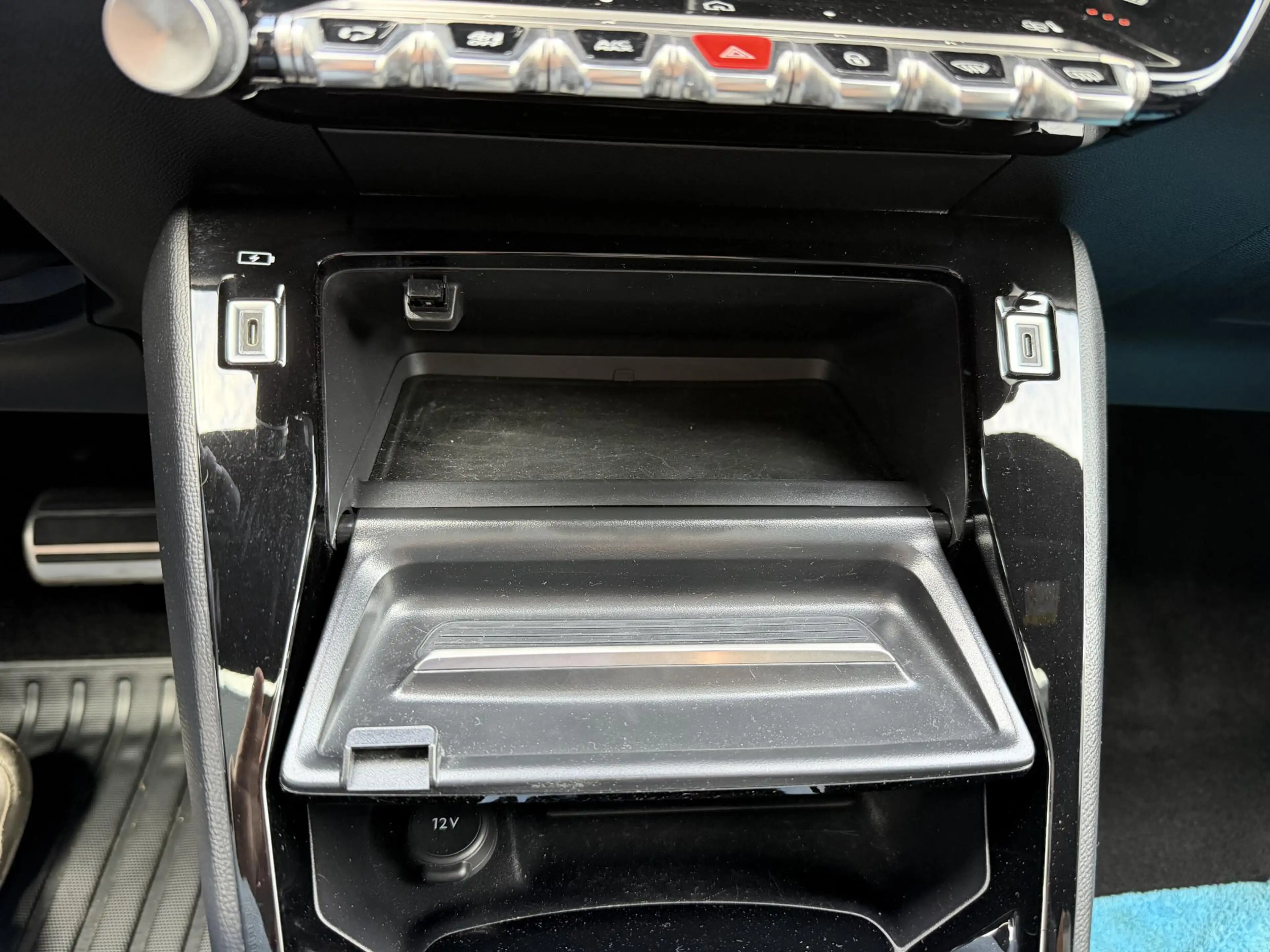 Peugeot e-208 EV GT Avantage 51 kWh | Pano | Massage | Warmtepom — photo 14
