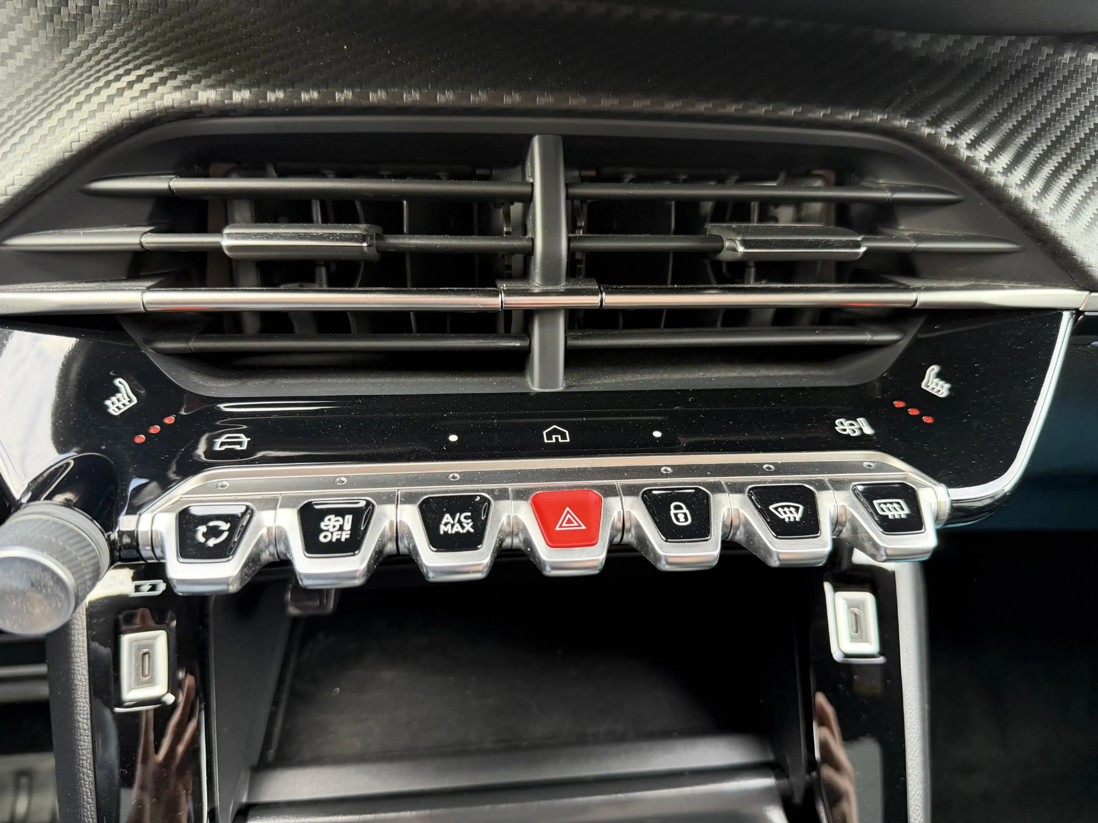 Peugeot e-208 EV GT Avantage 51 kWh | Pano | Massage | Warmtepom — photo 13