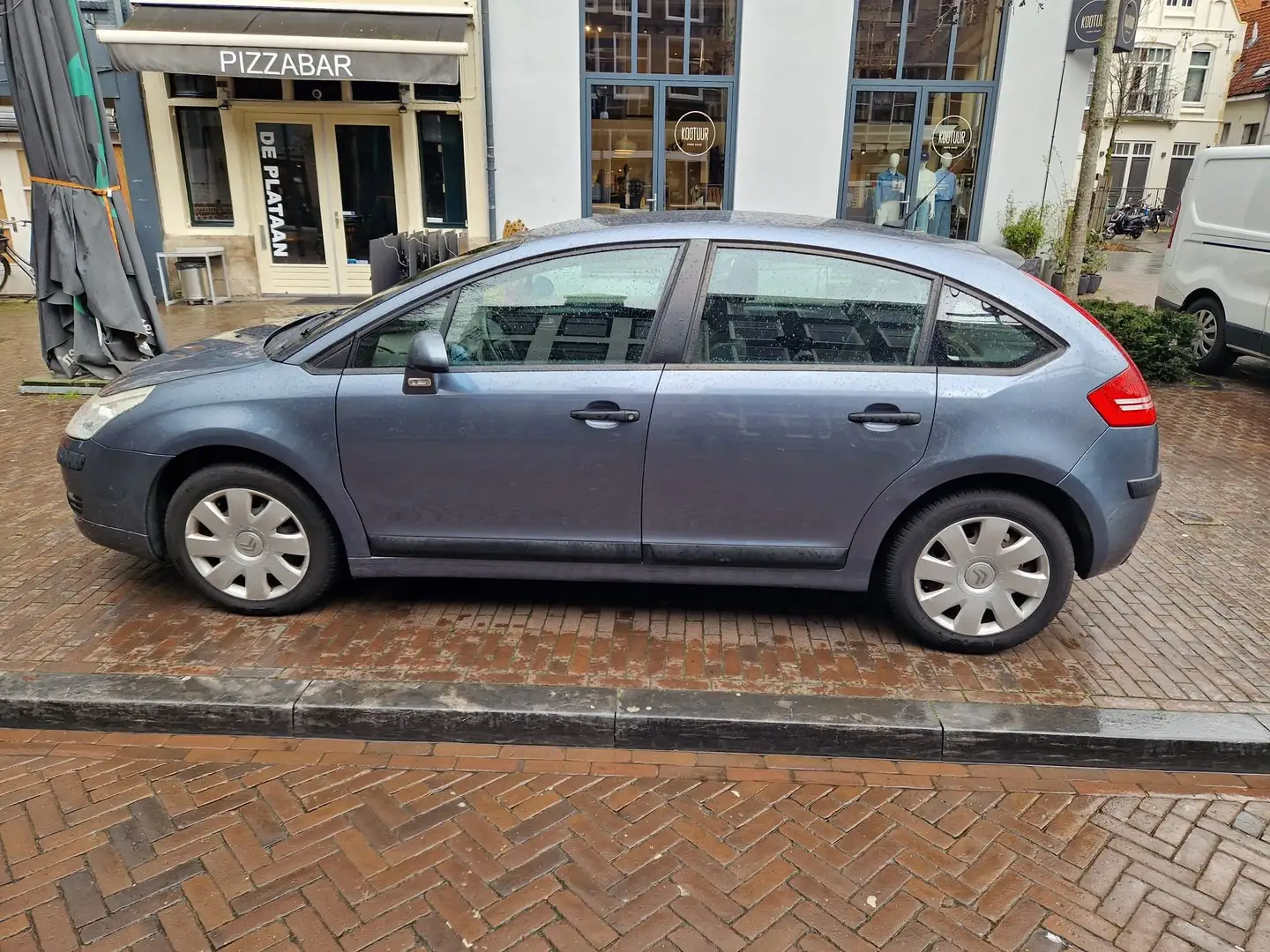 Citroen C4 C4 1.6-16V L. Prestige Grijs - 2